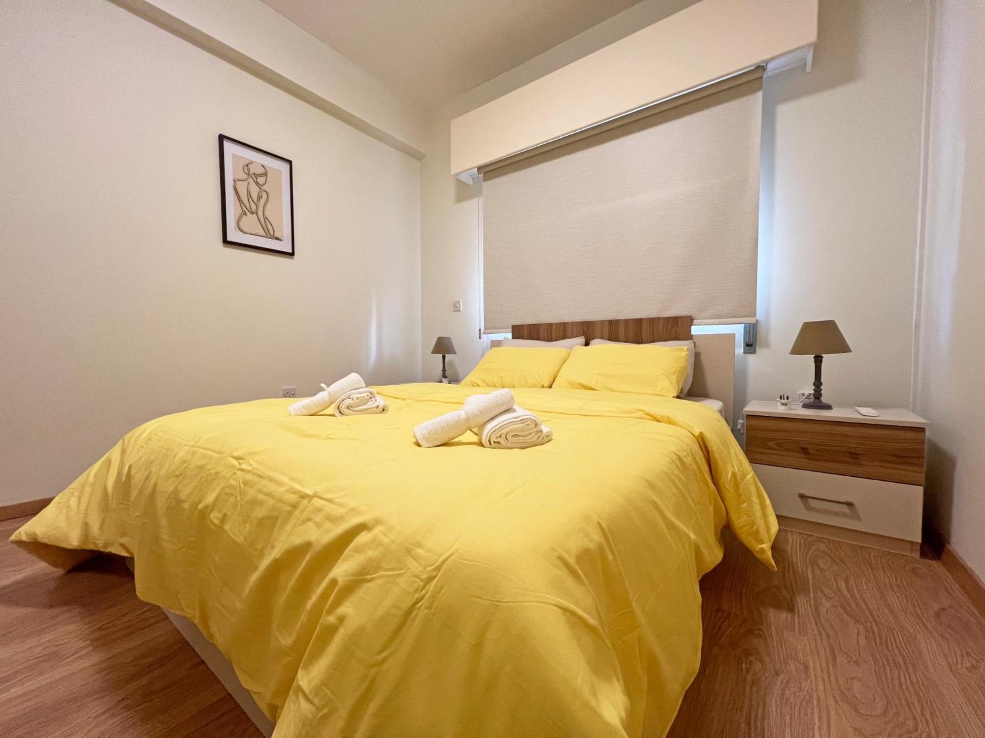 Albert'S Apartment Mackenzie 001 拉纳卡 外观 照片